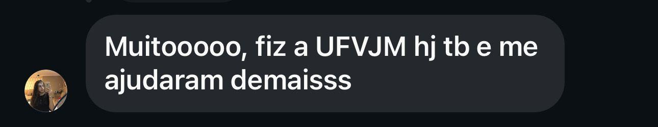 Relato de estudante dizendo que os flashcards ajudaram muito na prova da UFVJM